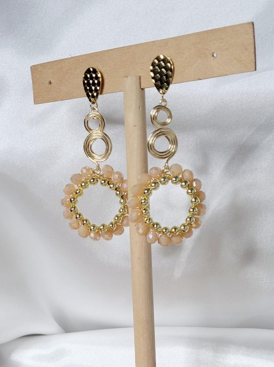 Elegant Wired Earrings with Beige Crystals