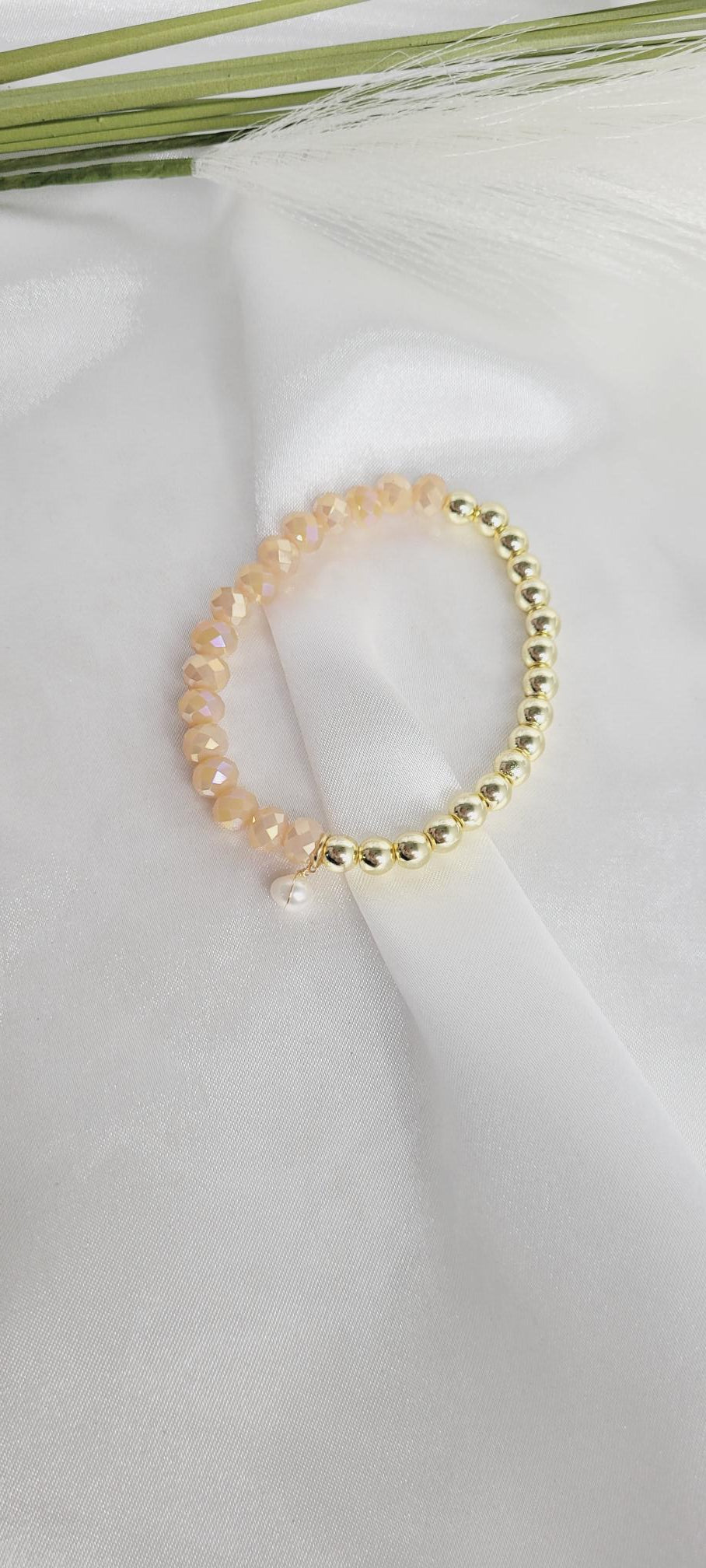 Conch and Beige Crystals Bracelet Set