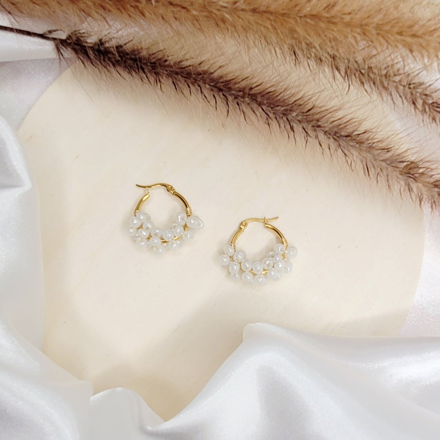 White Mostacillas Golden Earrings