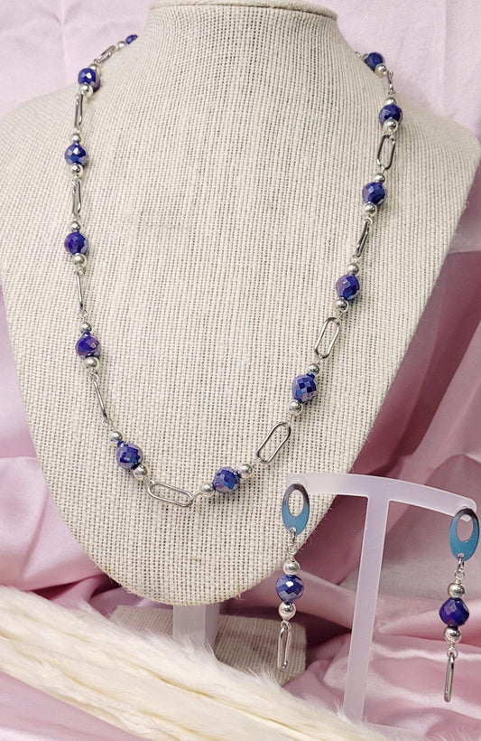 Blue Elegance Silver Necklace and Earrings Set